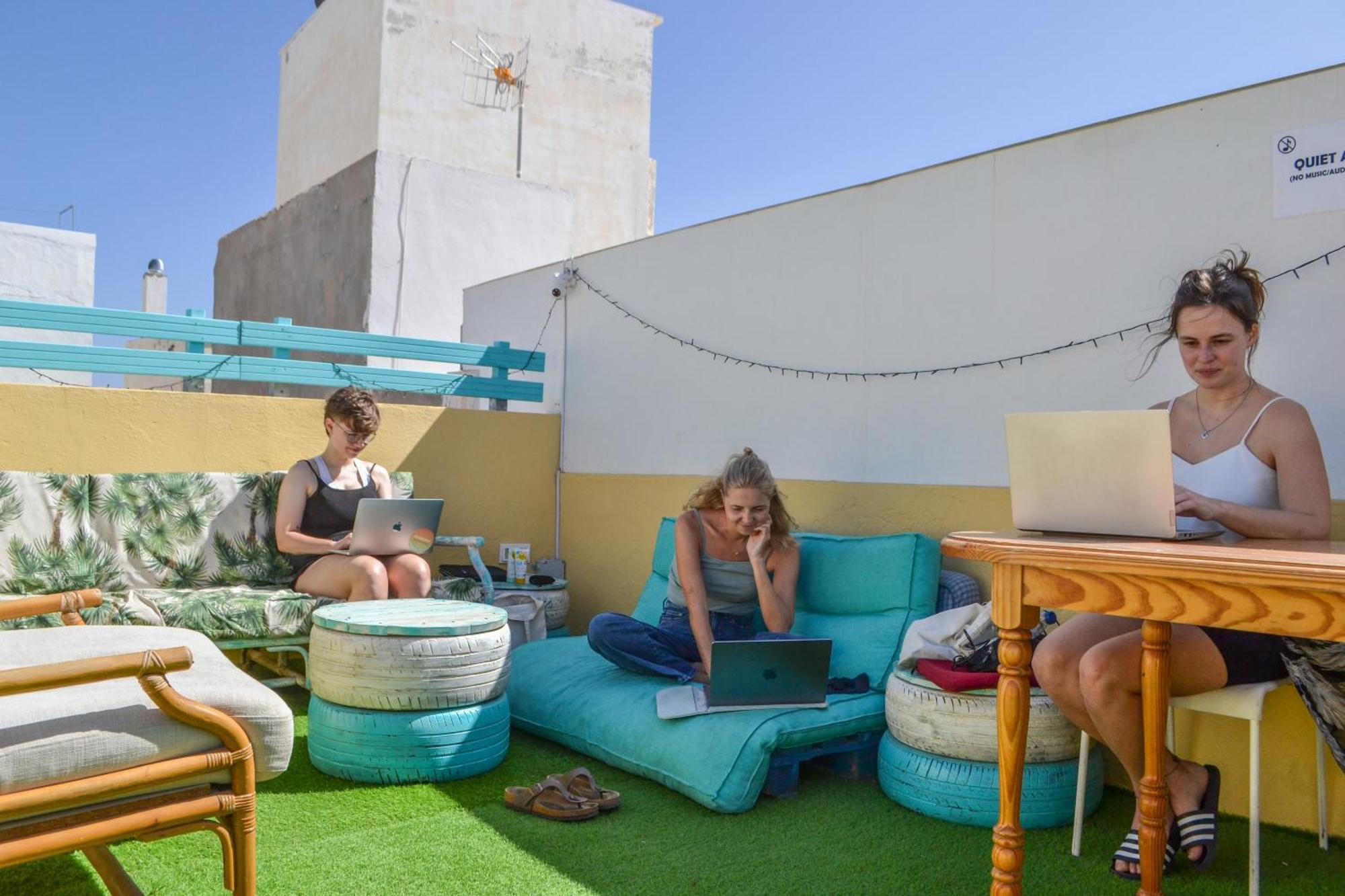 Daydream Medano Coliving Hostel El Médano Exterior foto